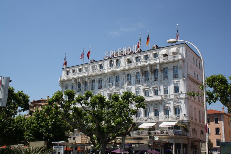 Storartat hotell i Cannes arkivfoton Storartat hotell i Cannes arkivfoton