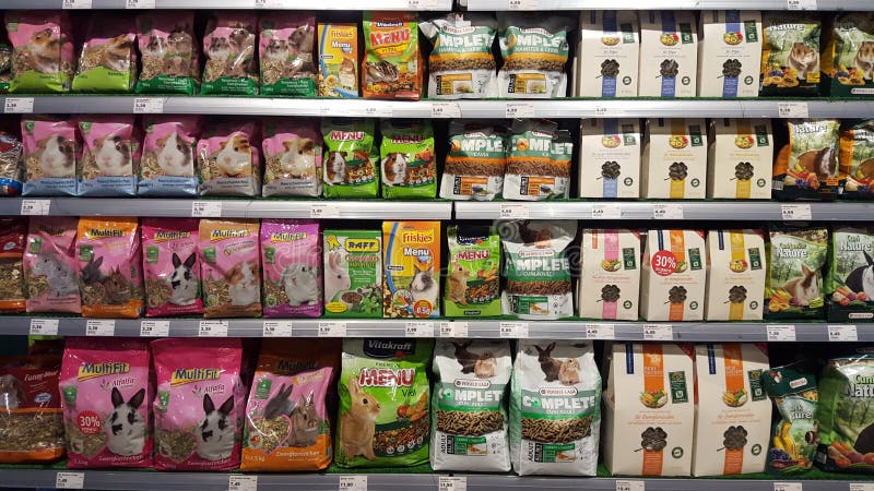 Store shelves packed with food for animals rodents stock photography Store shelves packed with food for animals rodents stock photography