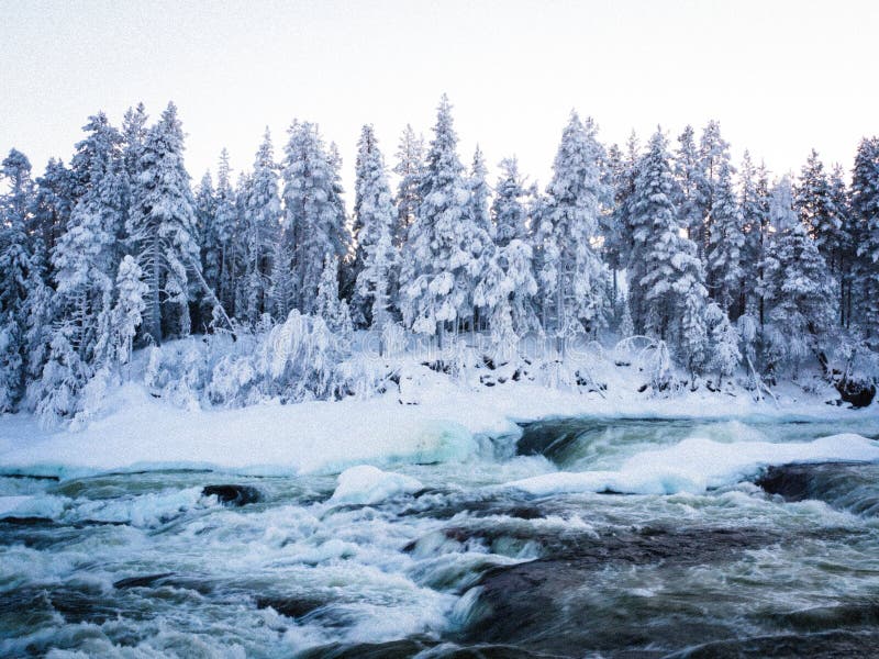  , der größte Wasserfall Norden aus Schweden im.