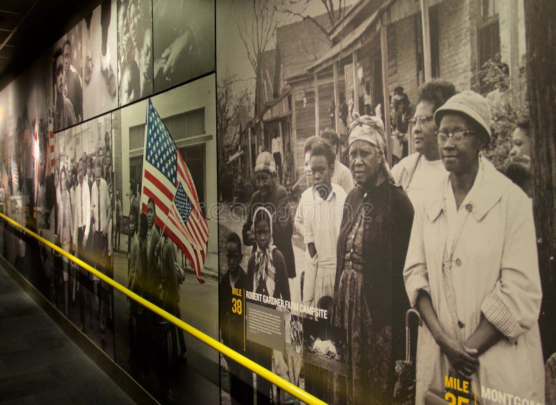 Storia pittorica degli afroamericani dentro il museo nazionale di diritti civili a Lorraine Motel