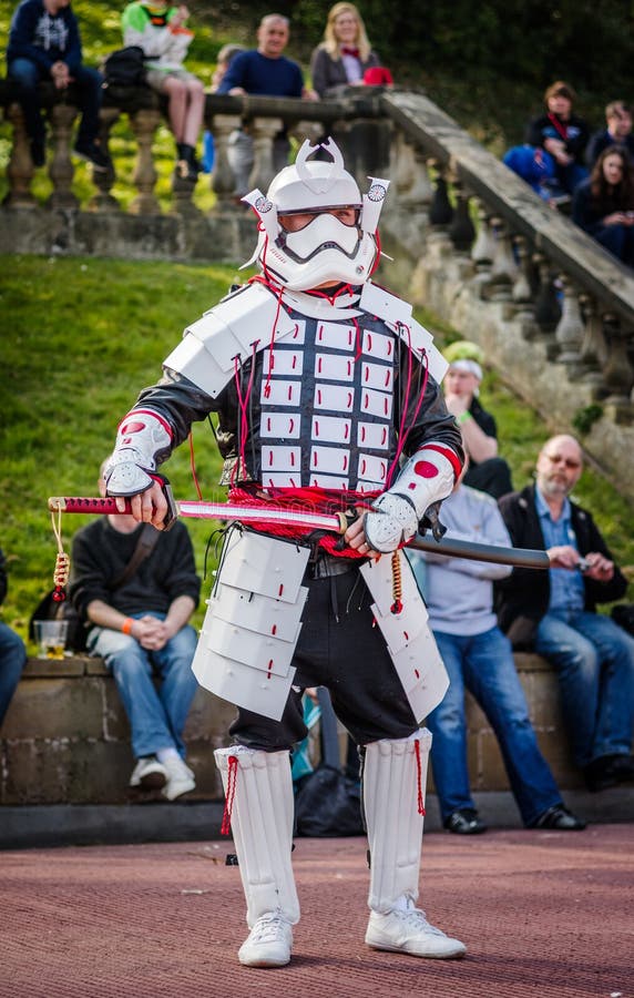 Levantamento Masculino Do Cosplayer Imagem de Stock Editorial