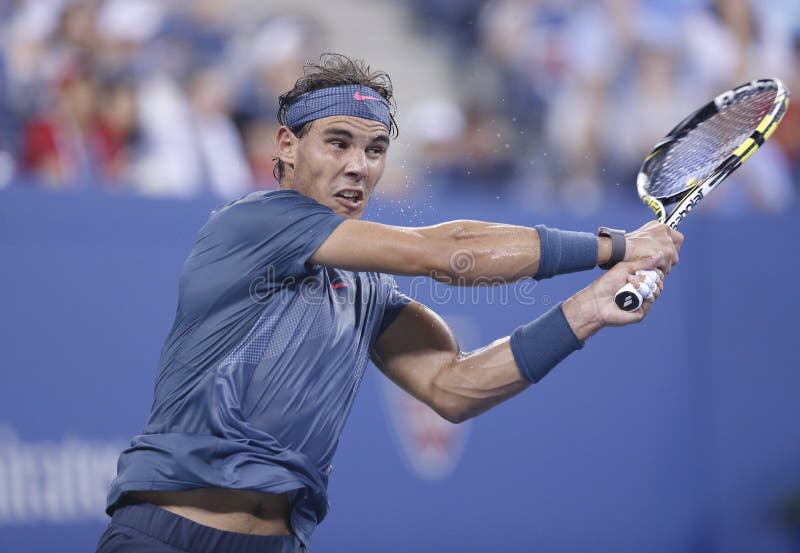 Storslagen Slam för tolv gånger mästare Rafael Nadal under hans fjärde runda match på US Open 2013 mot Philipp Kohlschreiber arkivbild