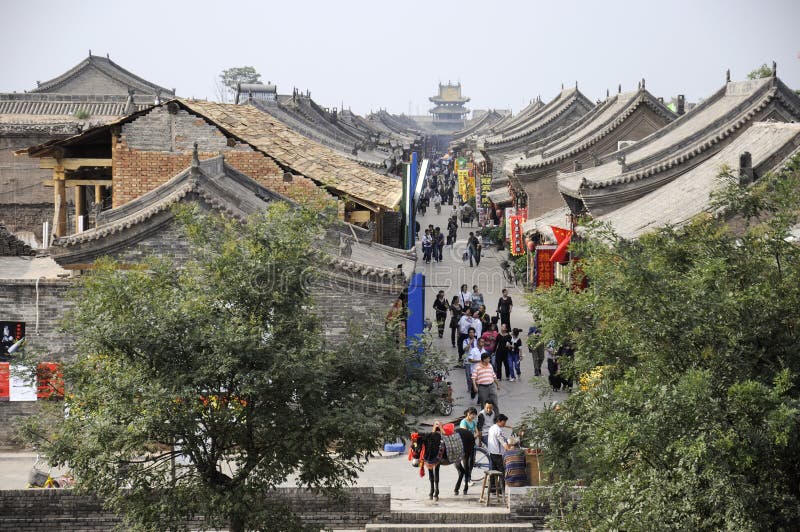 Straatscène in de oude stad van Pingyao, China royalty-vrije stock foto's Straatscène in de oude stad van Pingyao, China royalty-vrije stock foto's
