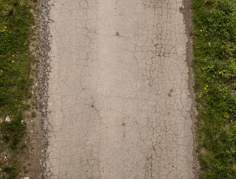 Strada grigia asphalt_2 incrinato fotografia stock libera da diritti Strada grigia asphalt_2 incrinato fotografia stock libera da diritti
