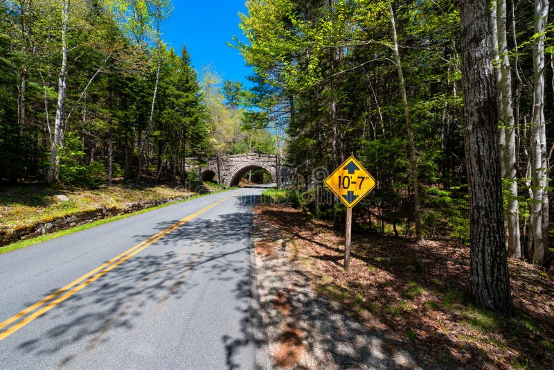 Strada nel parco nazionale Maine di acadia fotografie stock Strada nel parco nazionale Maine di acadia fotografie stock