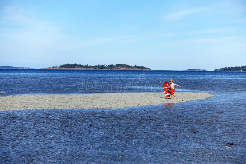 Strand-Junge lizenzfreie stockfotos Strand-Junge lizenzfreie stockfotos