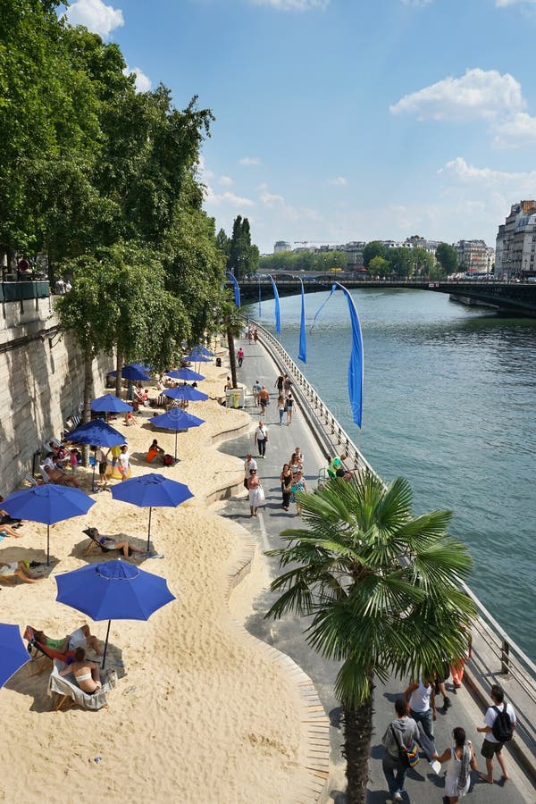 Strand in Paris redaktionelles stockfoto. Bild von symbol 94196413