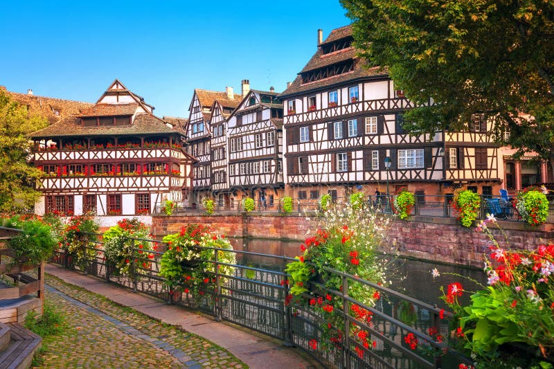 Le Petit Francúzsko, historické pol zrubové domy v Štrasburgu vo Francúzsku.