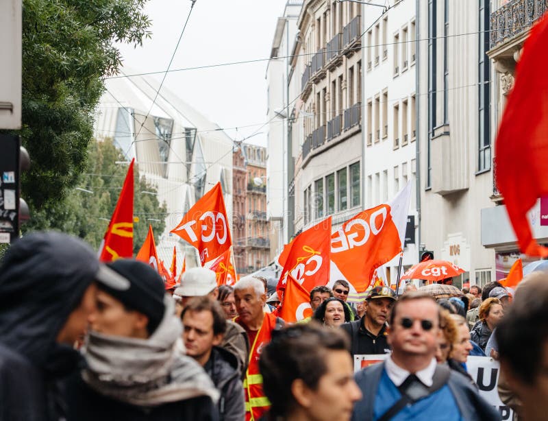 Labour paris paloma текст