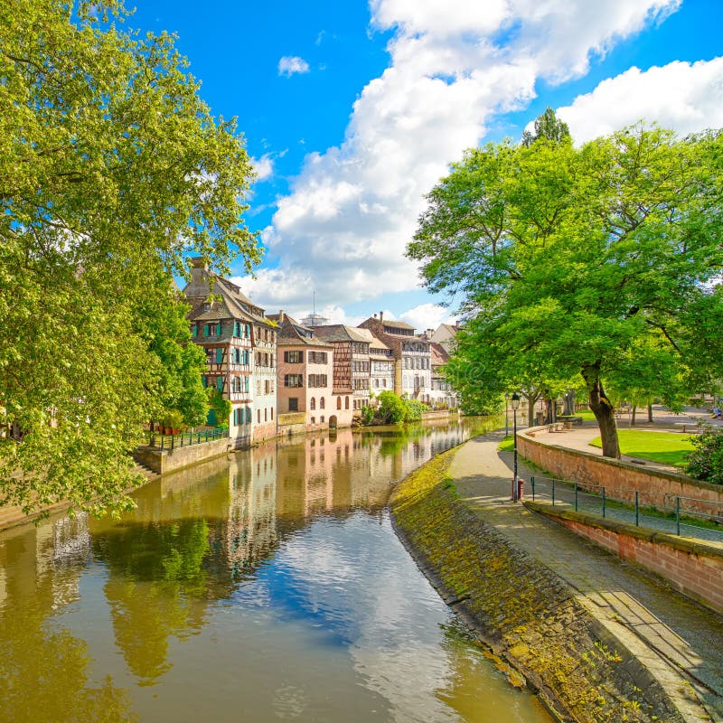 Strasbourg, water canal in Petite France area, Unesco site. Alsace. stock photography Strasbourg, water canal in Petite France area, Unesco site. Alsace. stock photography