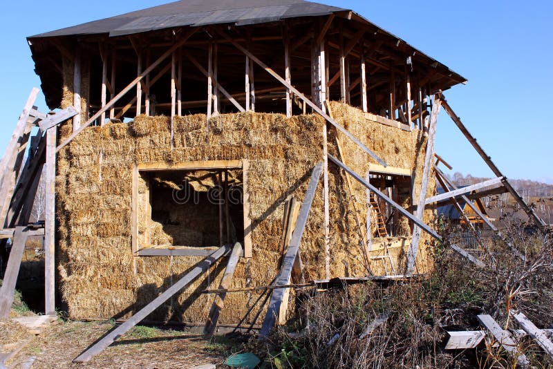 Straw house with a roof stock image. Image of pattern 74369129
