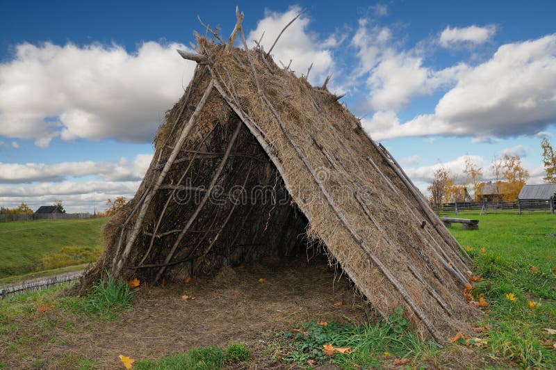 Straw tent