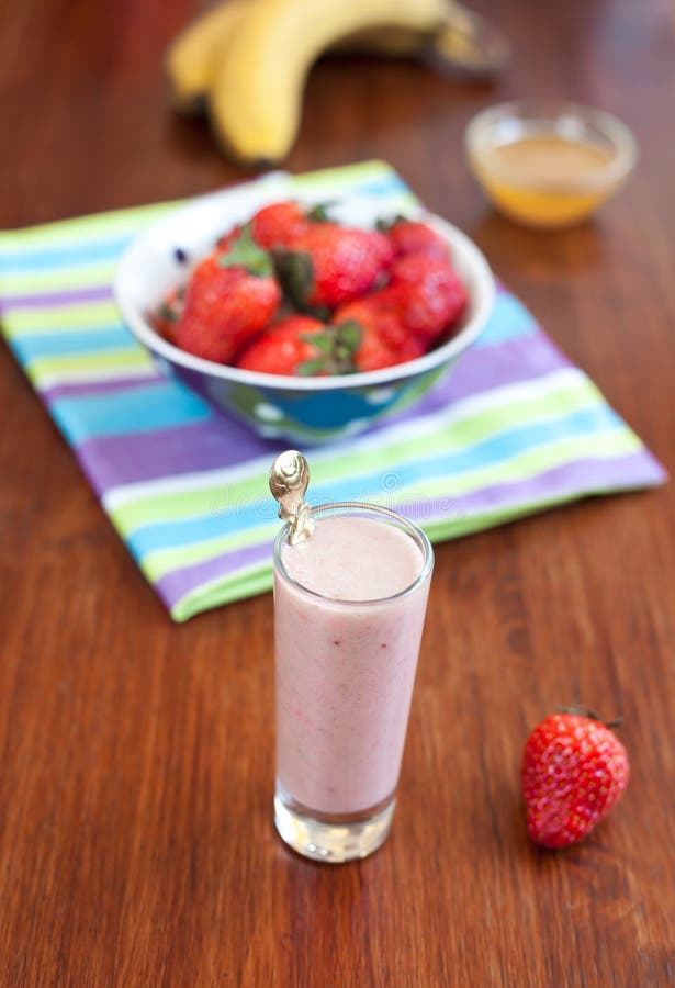 Strawberry banana smoothie