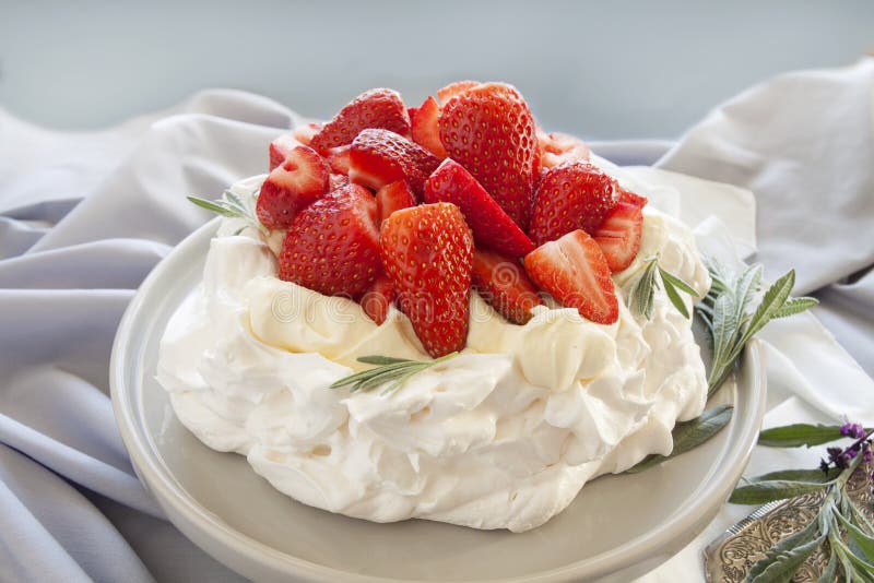 Strawberry Pavlova