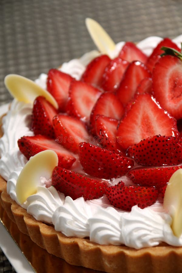 Strawberry tart pie