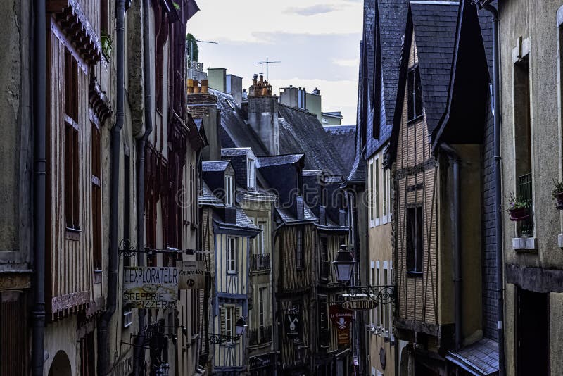 Straße alter Stadt Le Manss mit Weinlesearchitektur in Le Mans, Frankreich stockfotos Straße alter Stadt Le Manss mit Weinlesearchitektur in Le Mans, Frankreich stockfotos