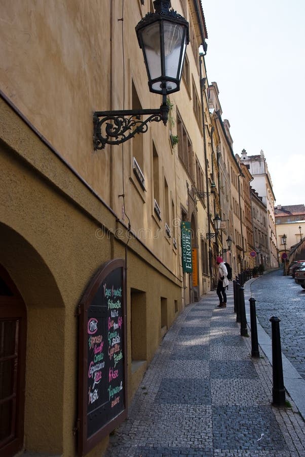 Straße in Prag Czechia lizenzfreies stockfoto Straße in Prag Czechia lizenzfreies stockfoto