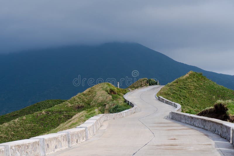 Straße zu irgendwo Batanes, Philippinen stockbilder