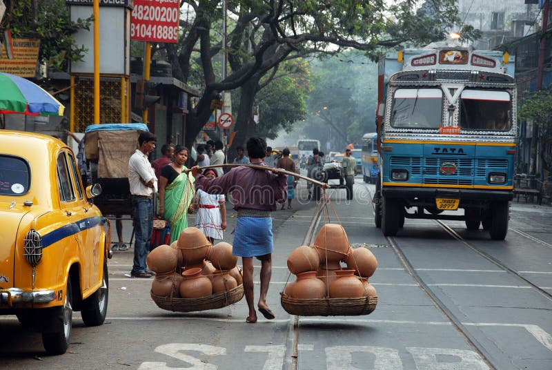 Straßenszene von Kolkata lizenzfreie stockfotografie Straßenszene von Kolkata lizenzfreie stockfotografie