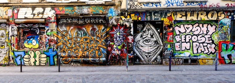 Street art in the 20th arrondissement of Paris
