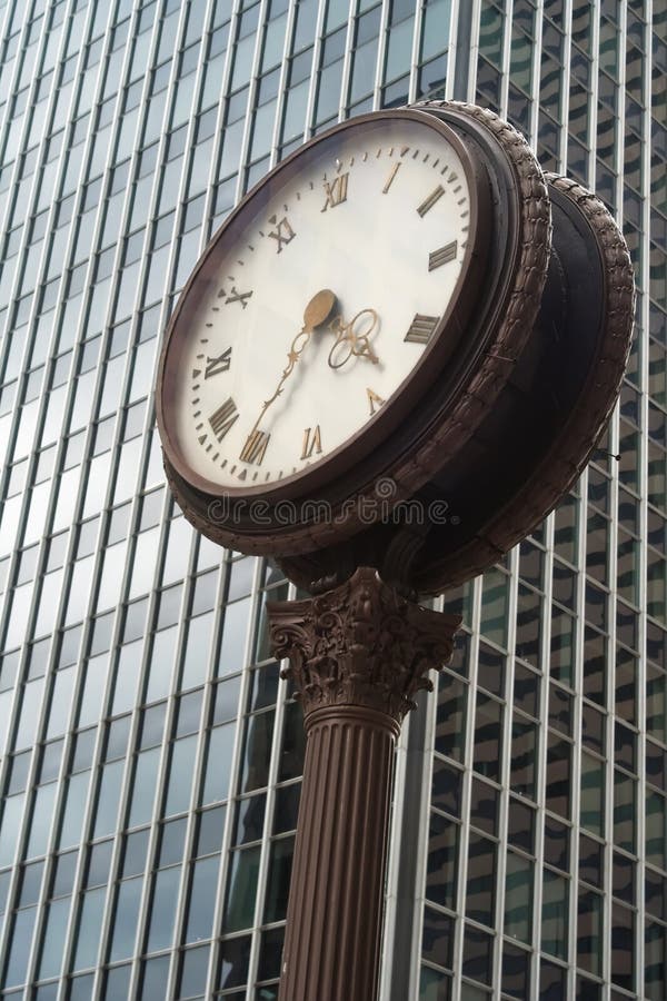 Chicago Landmark clock in stock image. Image of store 27013541