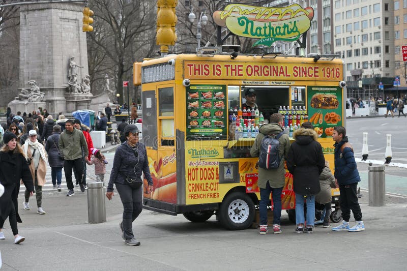 Street Food Cart in Manhattan Street Editorial Photography - Image of