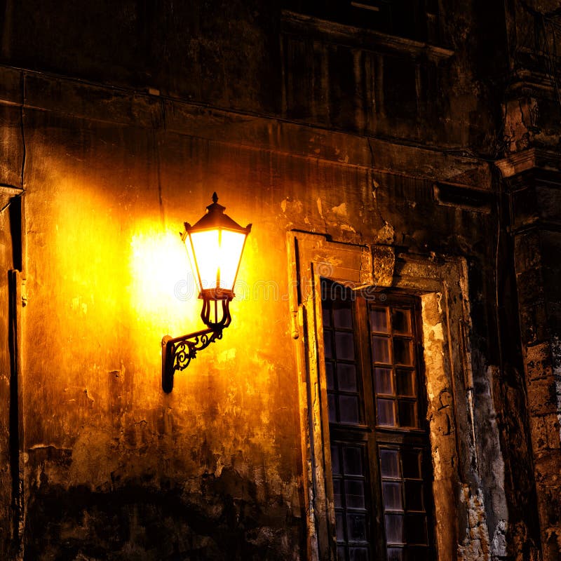 6,353 Old Fashioned Street Light Stock Photos Free & RoyaltyFree