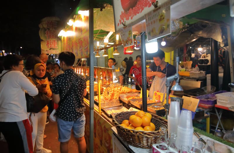 Street Night Market Kuala Lumpur Malaysia Editorial Image - Image of