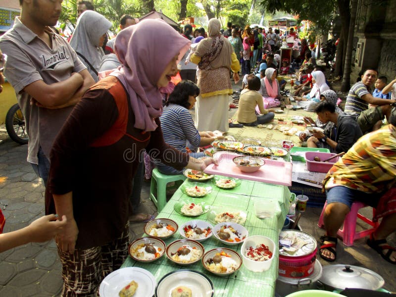 Street vendors editorial stock photo. Image of street - 75164423