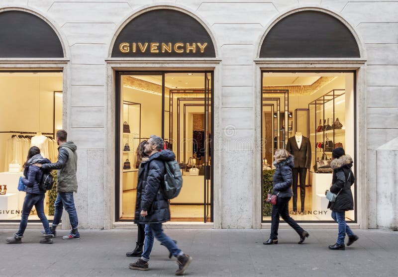 Givenchy Luxury Fashion House ...