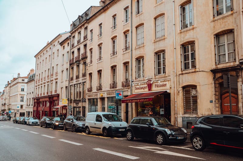 Streets of France editorial photography. Image of architecture - 171704307