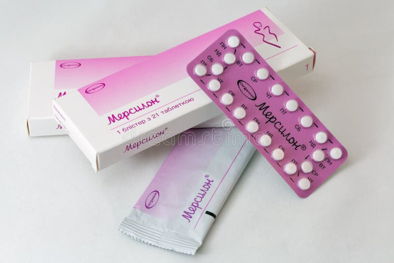Розовая упаковка таблетки. Противозачаточные Мерсилон. Противозачаточные таблетки в Тайланде. Противозачаточные таблетки упаковка. Гормональные таблетки в розовой упаковке.