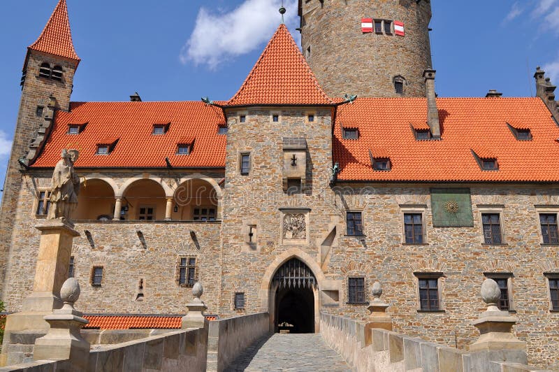 Stronghold Bouzov, Czech