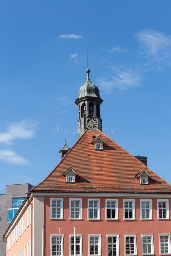Struktury townhall fasady w południowym Germany i dach. Struktury townhall fasady w południowym Germany dziejowym mieście i dach wymienialiśmy schorndorf blisko Stuttgart terenu