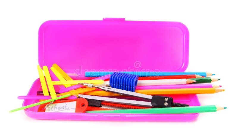 Strumenti della scuola e di caso Su una priorità bassa bianca immagine stock Strumenti della scuola e di caso Su una priorità bassa bianca immagine stock