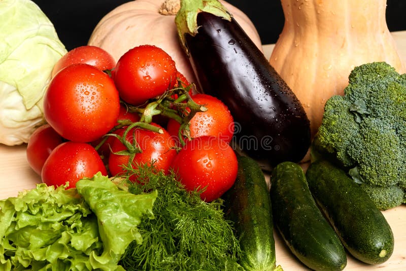 Strzelający organicznie r świezi warzywa kopaliny i witaminy, pełno zdjęcia stock Strzelający organicznie r świezi warzywa kopaliny i witaminy, pełno zdjęcia stock