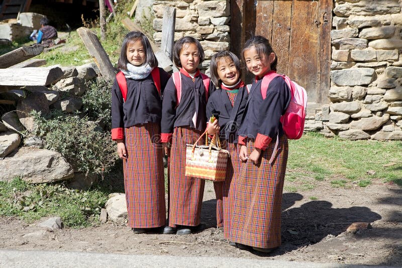 Studenten von Bhutan, Chhume-Dorf, Bhutan stockbilder Studenten von Bhutan, Chhume-Dorf, Bhutan stockbilder