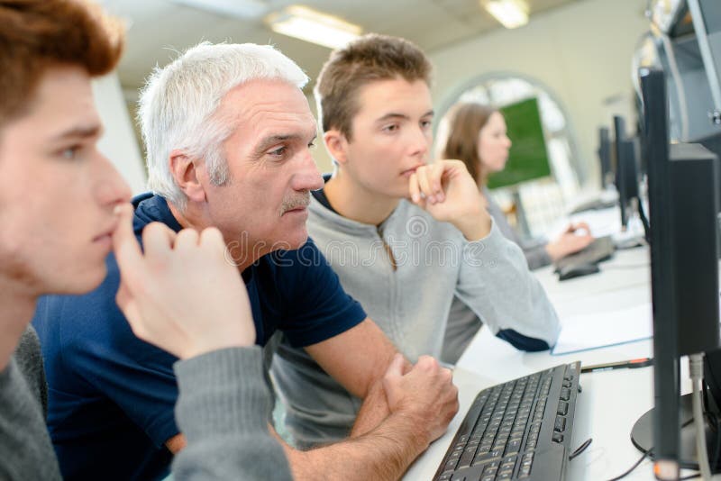 Students in computer class stock photography Students in computer class stock photography
