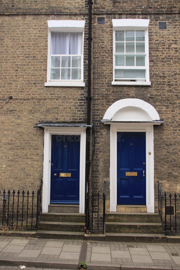 Students house in the city Cambridge in England in the summer.