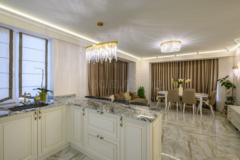 Studio Apartment Featuring Classic Kitchen with Island Serving As