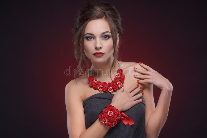 Studio Portrait Elegant Girl Handmade Ornaments Gradient Black Red ...