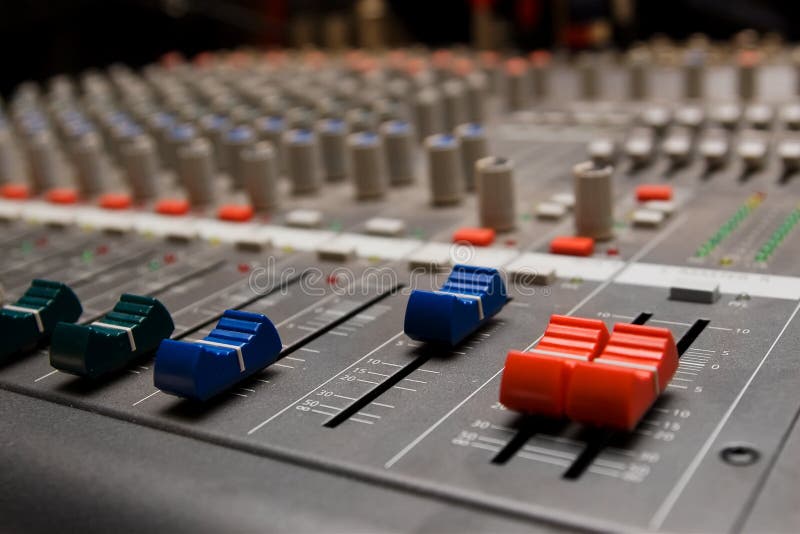 Studio sound mixer details