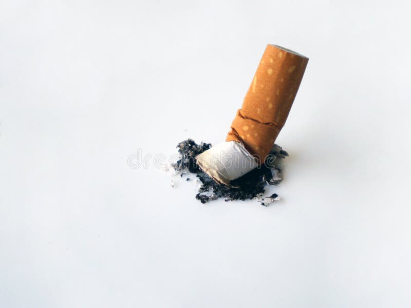 Stummel der Zigarette lizenzfreies stockfoto Stummel der Zigarette lizenzfreies stockfoto