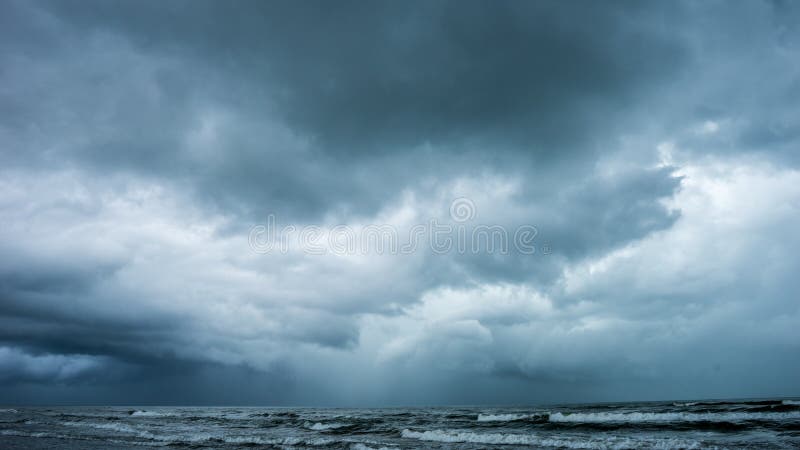Sturm über dem Ozean stockfotos Sturm über dem Ozean stockfotos