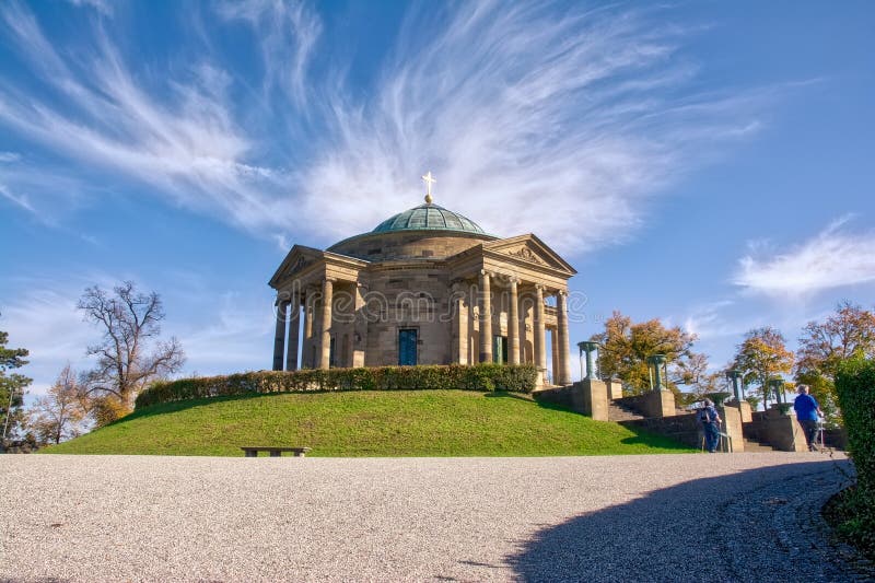 Stuttgart Grabkapelle Fall Afternoon Wispy Clouds Corner Arrival royalty free stock images Stuttgart Grabkapelle Fall Afternoon Wispy Clouds Corner Arrival royalty free stock images
