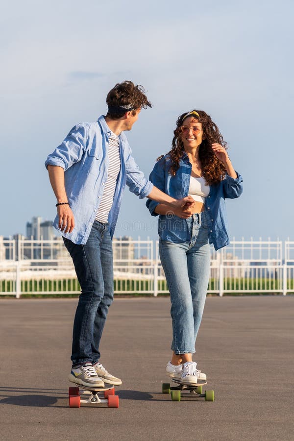 Cute Skater Couples