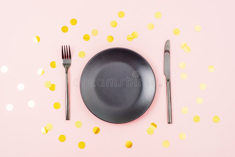 6,832 Black Gold Table Setting Royalty-Free Images, Stock Photos
