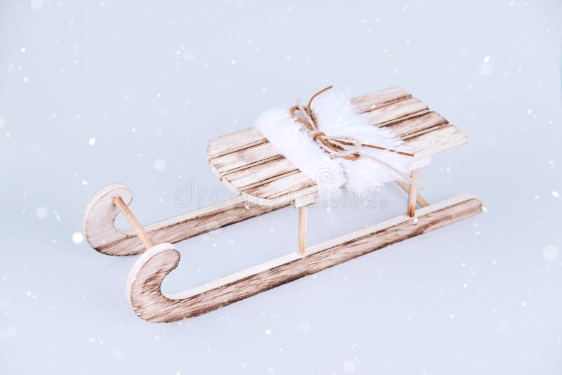 454 Old Vintage Wooden Sled White Stock Photos - Free & Royalty-Free ...