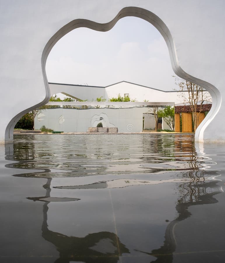 white cloud reflective