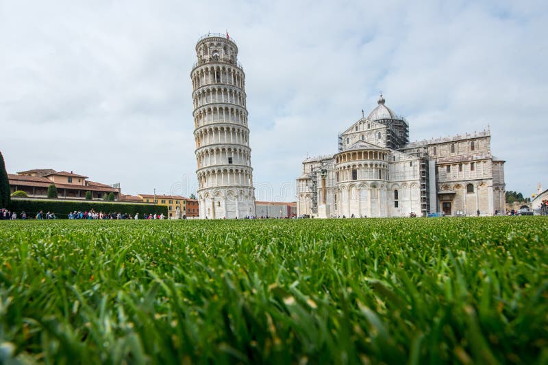 Stå hög av Pisa, Italien arkivbild Stå hög av Pisa, Italien arkivbild